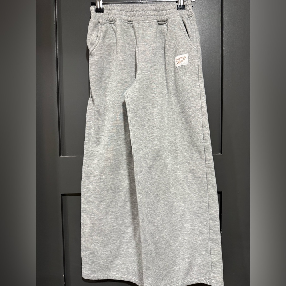Reebok Heather Gray Lounge Sweatpants
